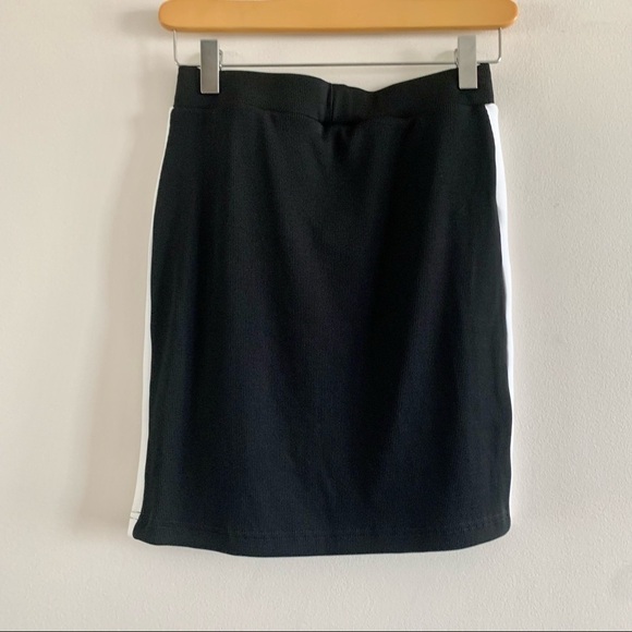 Sunmi X PUMA classics ribbed mini skirt black - Picture 7 of 14